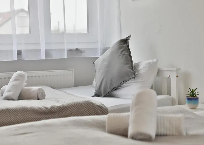 شقة Moderne - Service Im غوبينغِن